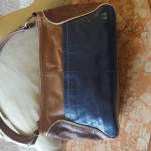 The Sak, shoulder bag